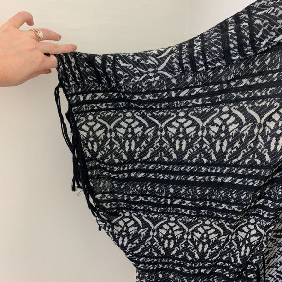 Free People black white tapestry open fringe cardigan XS - Picture 4 of 5
